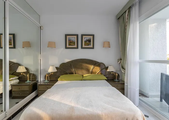 فيلة Villa Nerja *