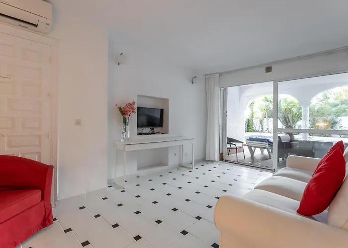 Villa Nerja فيلة