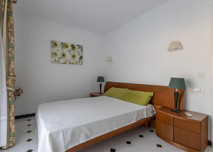 Villa Nerja فيلة