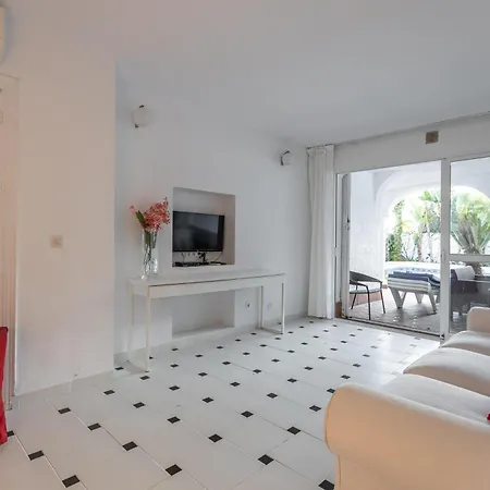 Villa Nerja וילה