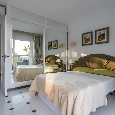Villa Nerja וילה *