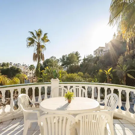 וילה Villa Nerja *